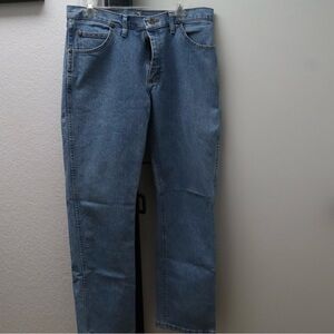 Wrangler Straight-Leg Light Blue Denim Jeans